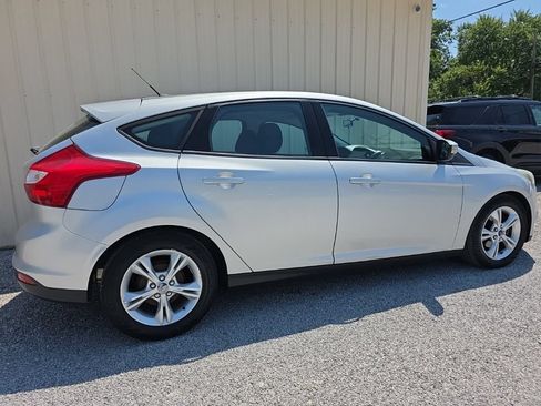 Used 2014 Ford Focus SE FWD image 6