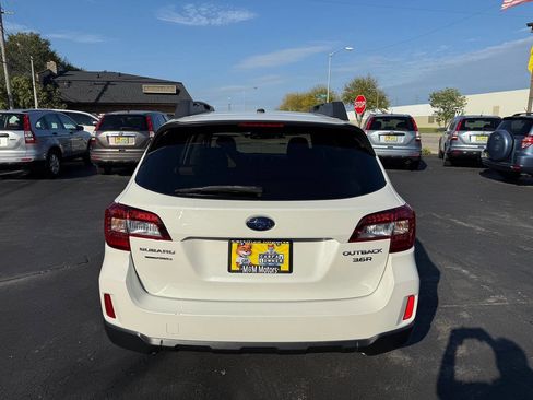 Used 2015 Subaru Outback 3.6R Limited image 5