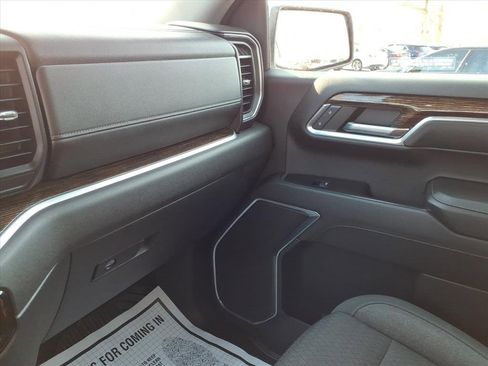 Used 2022 GMC Sierra 1500 SLE w/ Enhanced Capability Package image 20