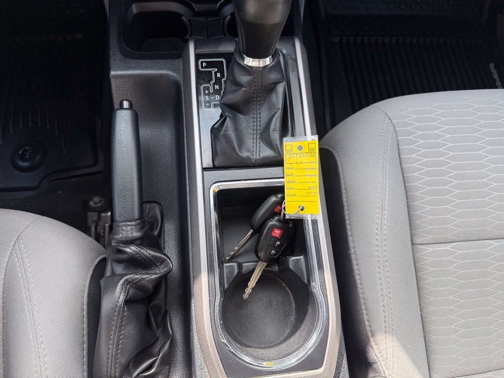 Used 2018 Toyota Tacoma SR5 AWD/4WD image 20