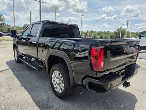 Used 2022 GMC Sierra 2500 Denali AWD/4WD image 3