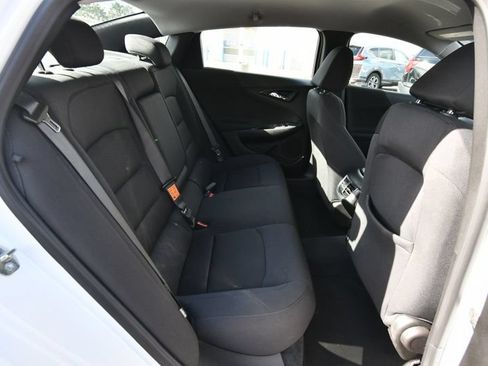 Used 2023 Chevrolet Malibu LT FWD image 17