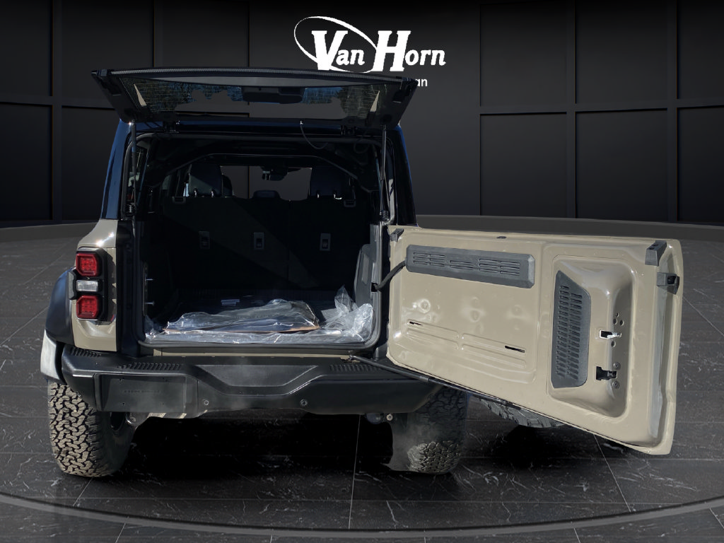 New 2025 Ford Bronco Raptor AWD/4WD image 16