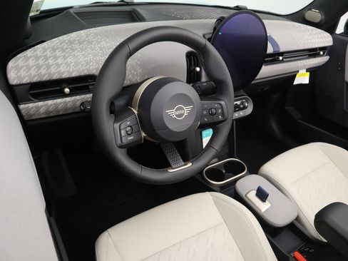 New 2026 MINI Cooper S image 18