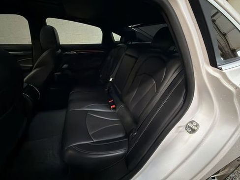 Used 2018 Buick LaCrosse Avenir w/ Driver Confidence Package #2 FWD image 24