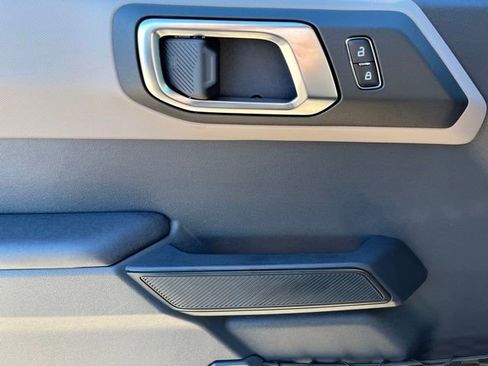 Used 2024 Ford Bronco Big Bend image 13