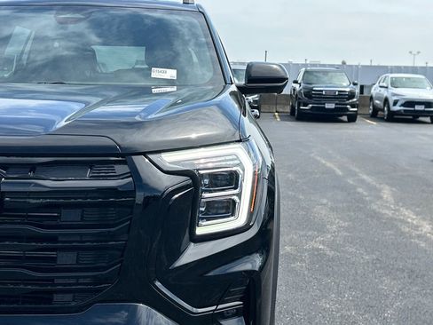 New 2026 GMC Terrain Elevation w/ Elevation Premium Package AWD/4WD image 11