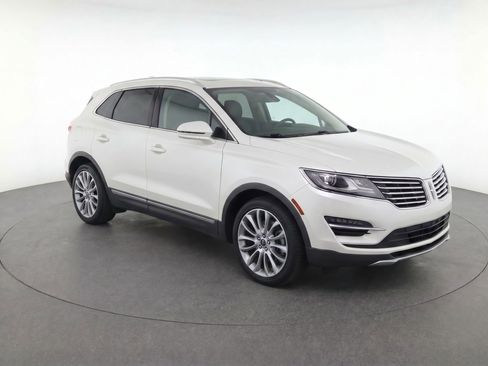 Used 2015 Lincoln MKC FWD w/ Equipment Group 102A Reserve image 2