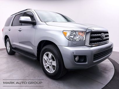 Used 2017 Toyota Sequoia SR5 w/ Premium Package