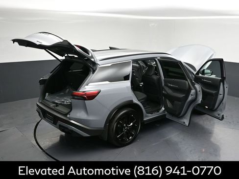 Certified 2025 INFINITI QX60 Luxe w/ Black Edition AWD/4WD image 39