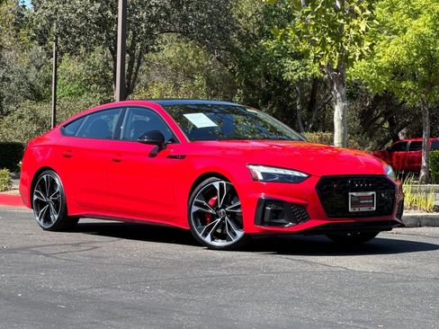 Used 2023 Audi S5 Prestige AWD/4WD image 2