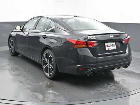 Used 2024 Nissan Altima 2.5 SR image 8