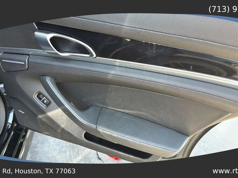 Used 2014 Porsche Panamera RWD image 31