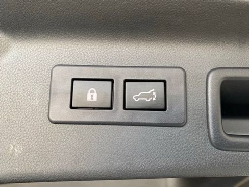 Used 2025 Subaru Forester Limited AWD/4WD image 8