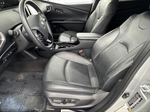 Certified 2020 Toyota Prius Prime Limited image 21