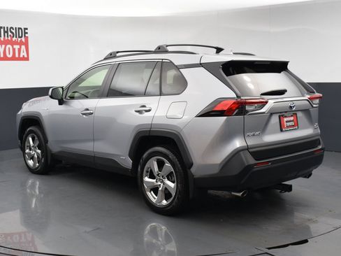 Used 2021 Toyota RAV4 XLE Premium AWD/4WD image 3