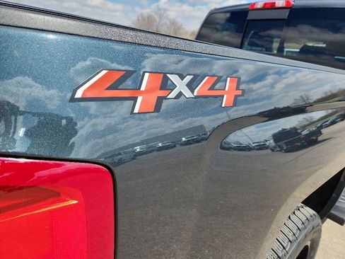 Used 2018 Chevrolet Silverado 1500 LTZ w/ Sport Package AWD/4WD image 39