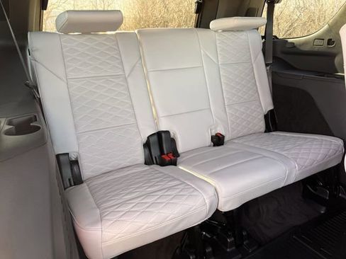 Certified 2026 Cadillac Escalade Platinum Sport w/ LPO, ONYX Package image 33