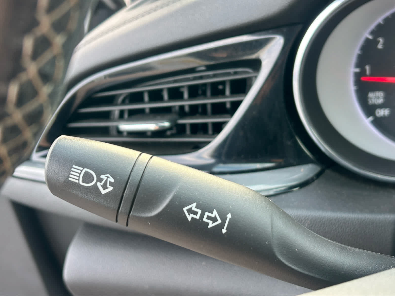 Used 2019 Buick Regal Preferred FWD image 21