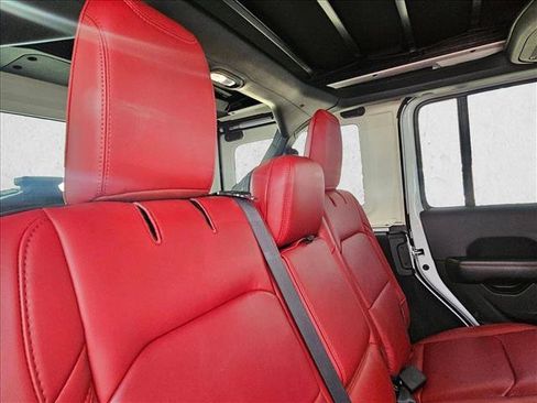 Used 2024 Jeep Wrangler Unlimited Rubicon 392 AWD/4WD image 17
