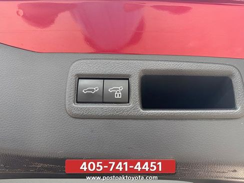 Used 2024 Toyota Venza Limited AWD/4WD image 24
