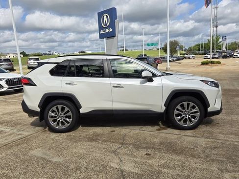 Used 2021 Toyota RAV4 Limited AWD/4WD image 25