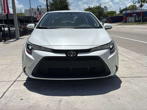 Used 2020 Toyota Corolla LE FWD image 17