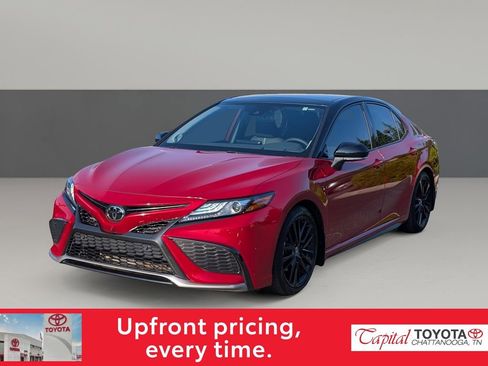Used 2022 Toyota Camry XSE w/ Navigation Package FWD image 4