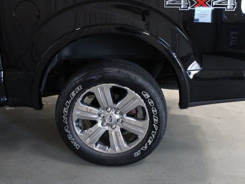 Used 2016 Ford F150 Lariat w/ Equipment Group 501A Mid AWD/4WD image 29