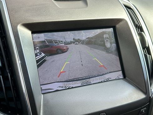 Used 2019 Ford Edge Titanium w/ Equipment Group 301A FWD image 22