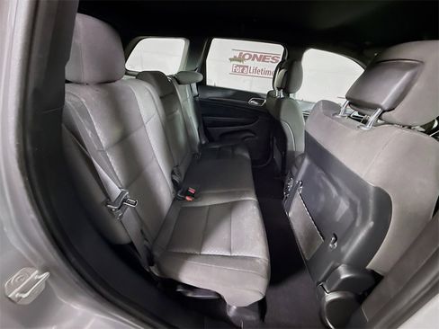 Used 2021 Jeep Grand Cherokee Laredo image 28