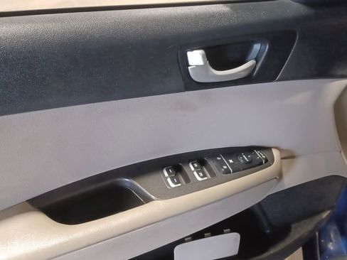 Used 2016 Kia Optima LX image 5