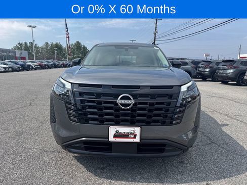 New 2026 Nissan Pathfinder SV w/ SV Premium Package AWD/4WD image 8