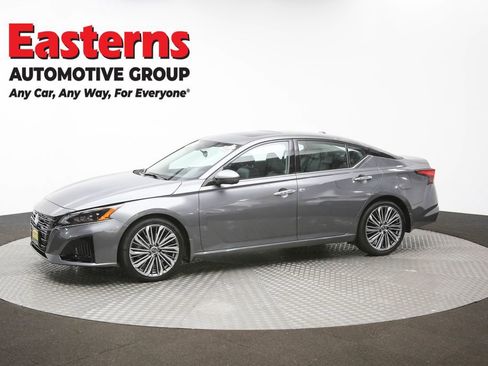 Used 2025 Nissan Altima 2.5 SL image 58