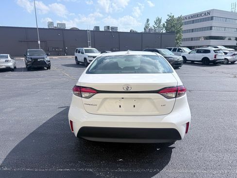 Used 2024 Toyota Corolla LE FWD image 4