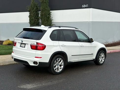 Used 2011 BMW X5 xDrive35i AWD/4WD image 6