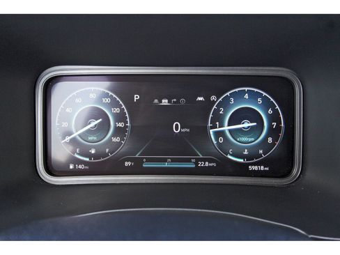 Used 2022 Hyundai Kona Limited w/ Cargo Package FWD image 16
