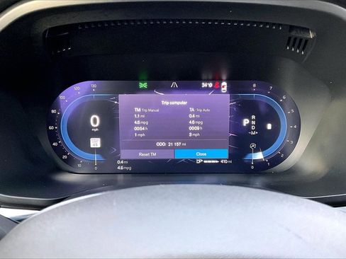 Certified 2023 Volvo XC60 B5 Plus w/ Protection Package Premier image 12