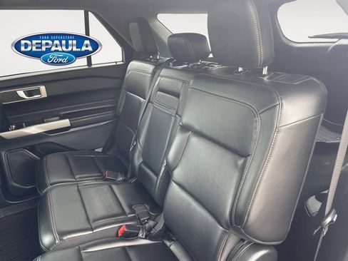 Certified 2023 Ford Explorer XLT w/ Equipment Group 202A AWD/4WD image 17