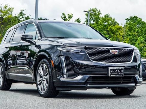 Used 2024 Cadillac XT6 Premium Luxury FWD image 4