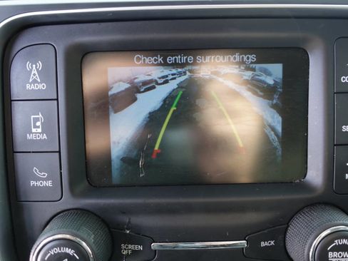 Used 2018 RAM 1500 Express w/ Express Value Package image 40