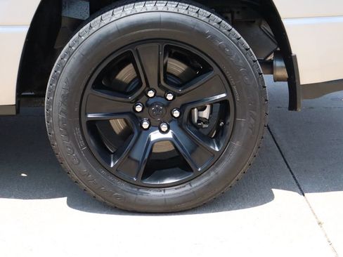 Used 2024 RAM 1500 Big Horn AWD/4WD image 4