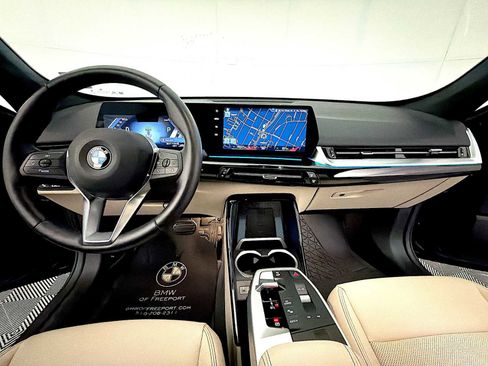 Certified 2023 BMW X1 xDrive28i w/ Convenience Package image 16