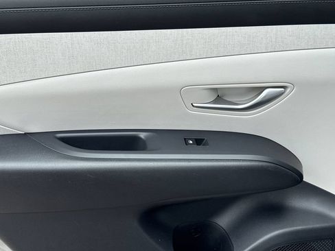 Certified 2025 Hyundai Tucson SEL AWD/4WD image 22