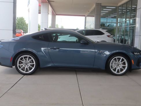 Used 2024 Ford Mustang GT Premium RWD image 9