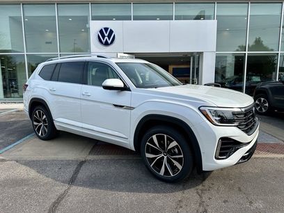 New 2026 Volkswagen Atlas SEL Premium R-Line
