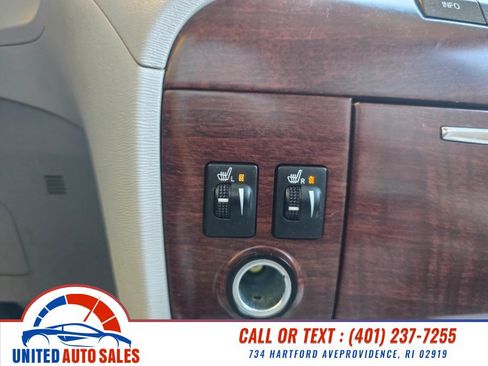 Used 2011 Toyota Sienna XLE FWD image 27