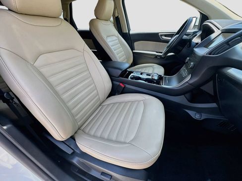 Used 2020 Ford Edge SEL w/ Convenience Package FWD image 34