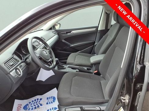 Used 2016 Volkswagen Passat 1.8T S image 11