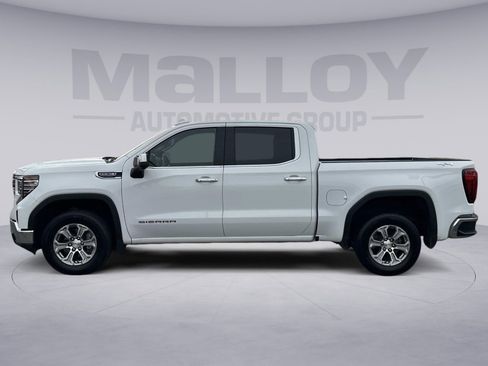 Used 2025 GMC Sierra 1500 SLT image 2